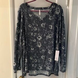 LulaRoe Cozy Hazel long sleeve shirt size 3X